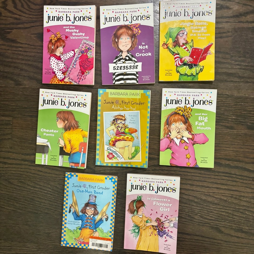 Kids Junie B Jones Books Bundle Lot of 8 Books - Picture 2 of 2